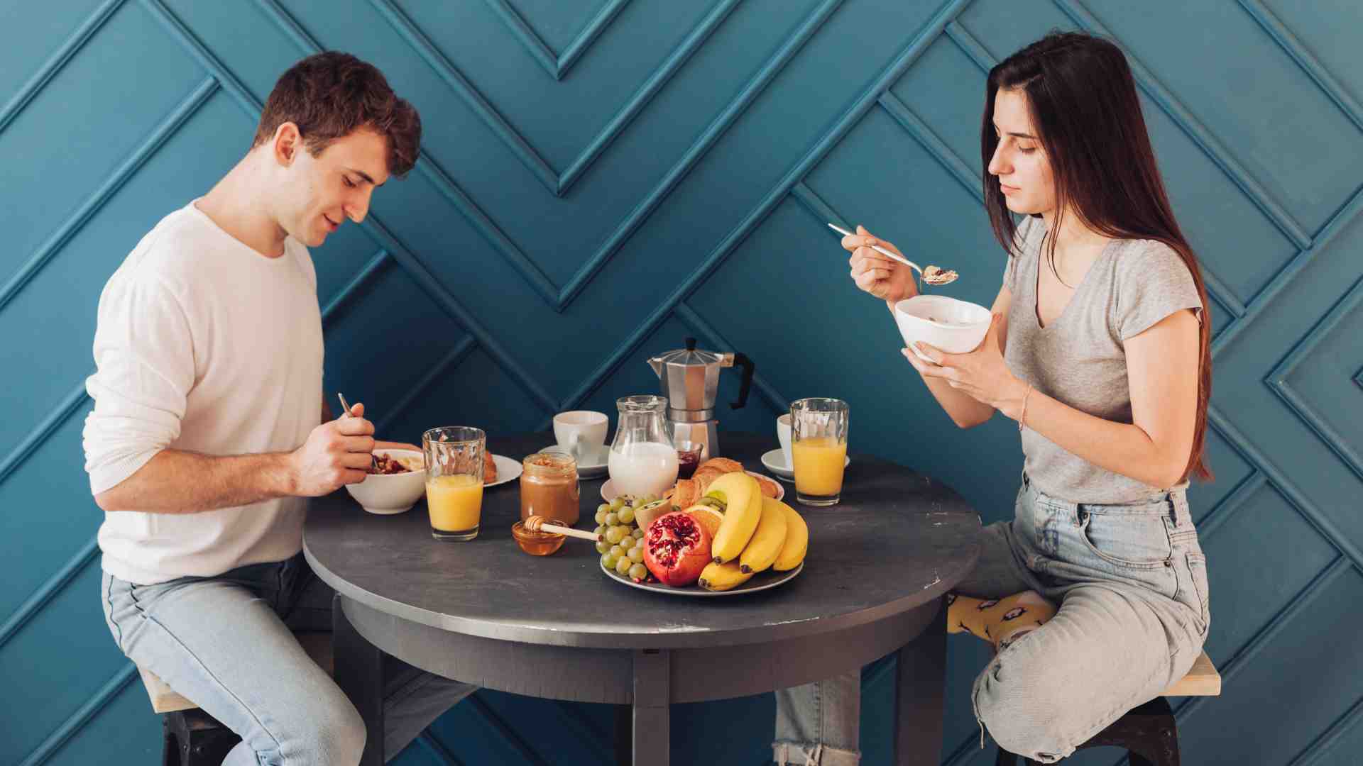 The relationship between food and mood: Can your meal be the reason for your happiness or stress?