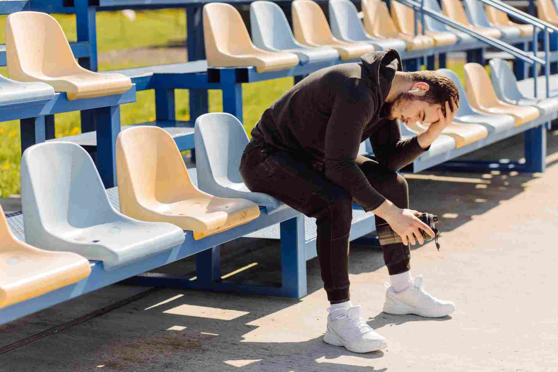 ارتجاج الدماغ في الملاعب: كيف تعود للرياضة بدون مخاطر؟