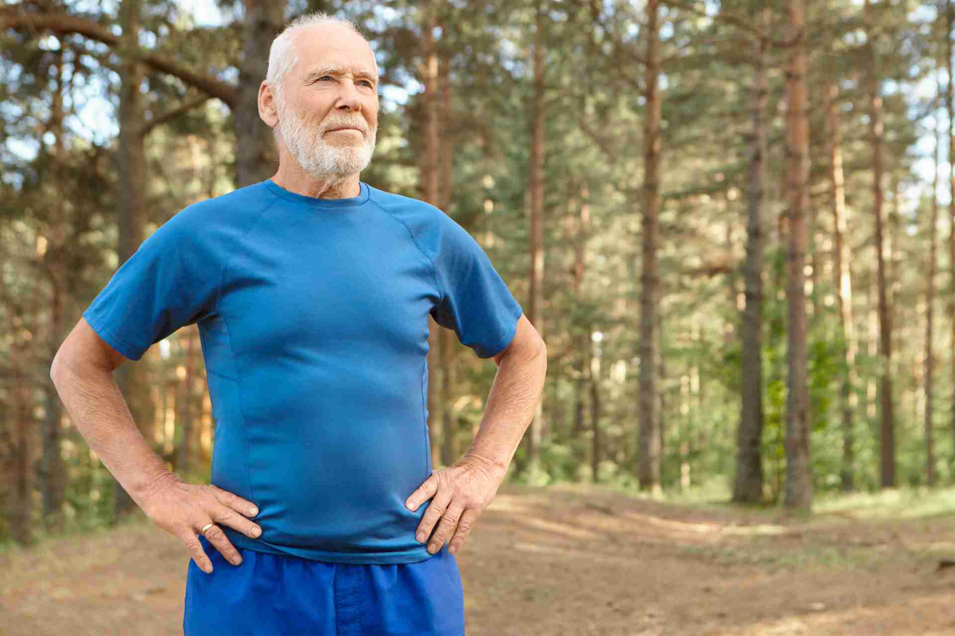  6 تغيرات خطيرة تصيب جسمك مع التقدم في العمر.. من ضعف العضلات إلى شيخوخة الدماغ 