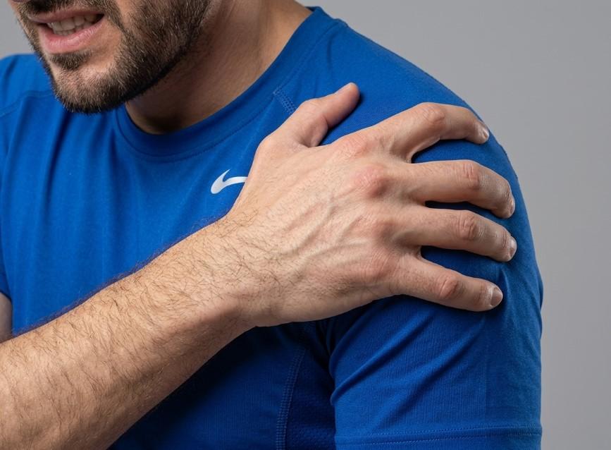 متلازمة انحشار الكتف (Shoulder Impingement Syndrome): عندما تصبح أبسط الحركات مؤلمة..